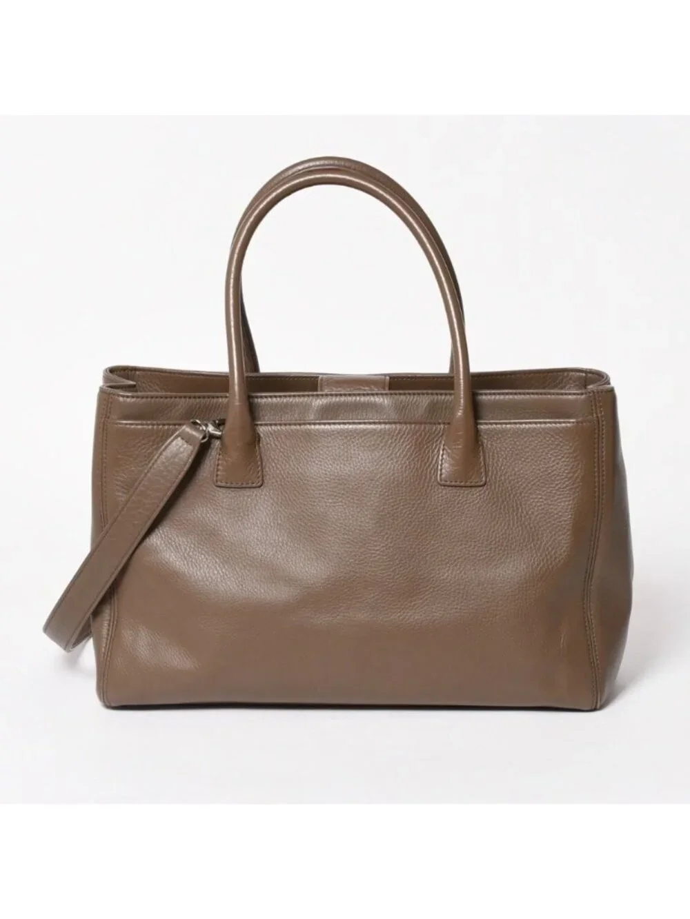 Chanel Executive Tote Bag Medium CC Logo Caviar Leather Brown